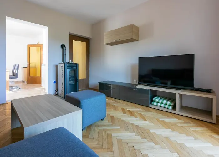 بيت للعطل House Vicky موتشينيسي