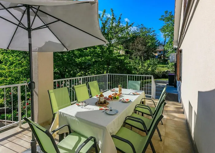 House Vicky Nyaraló